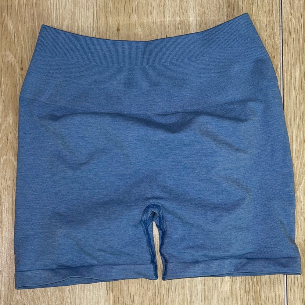 Alphalete Amplify shorts